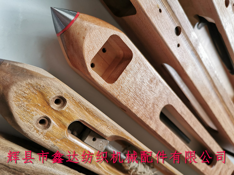 紡織器材圖片之手工木梭材料對(duì)比